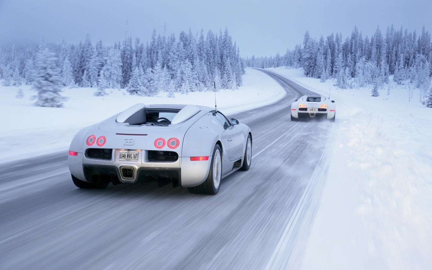 Fondo de pantalla Bugatti Veyron In Winter 1440x900