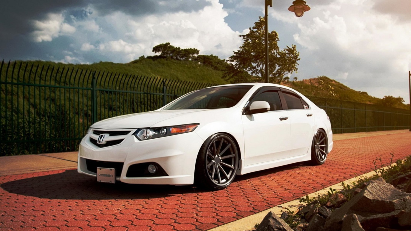 Das Honda Accord Wallpaper 1366x768