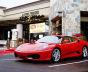 Fondo de pantalla Ferrari F430 in City 176x144