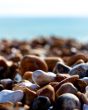 Screenshot №1 pro téma Brighton Beach Stones 128x160