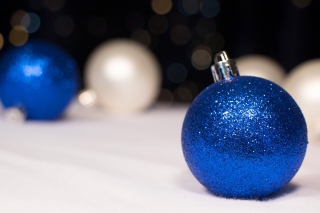 Blue Sparkly Ornament - Obrázkek zdarma 