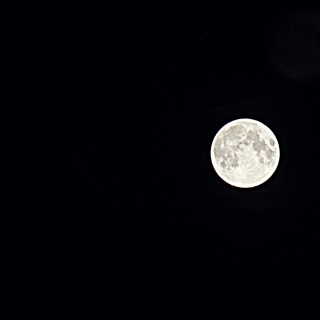 Moon In Black Sky - Obrázkek zdarma pro 1024x1024