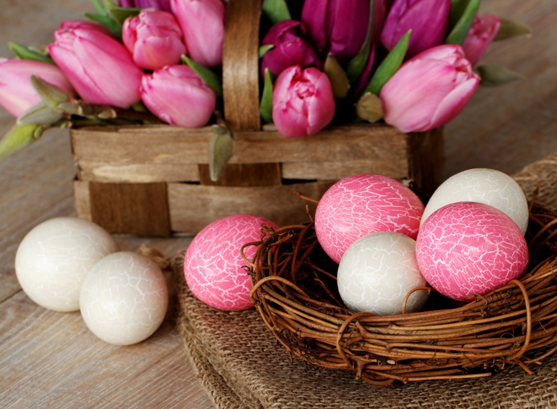 Das Pink Easter Wallpaper 1920x1408