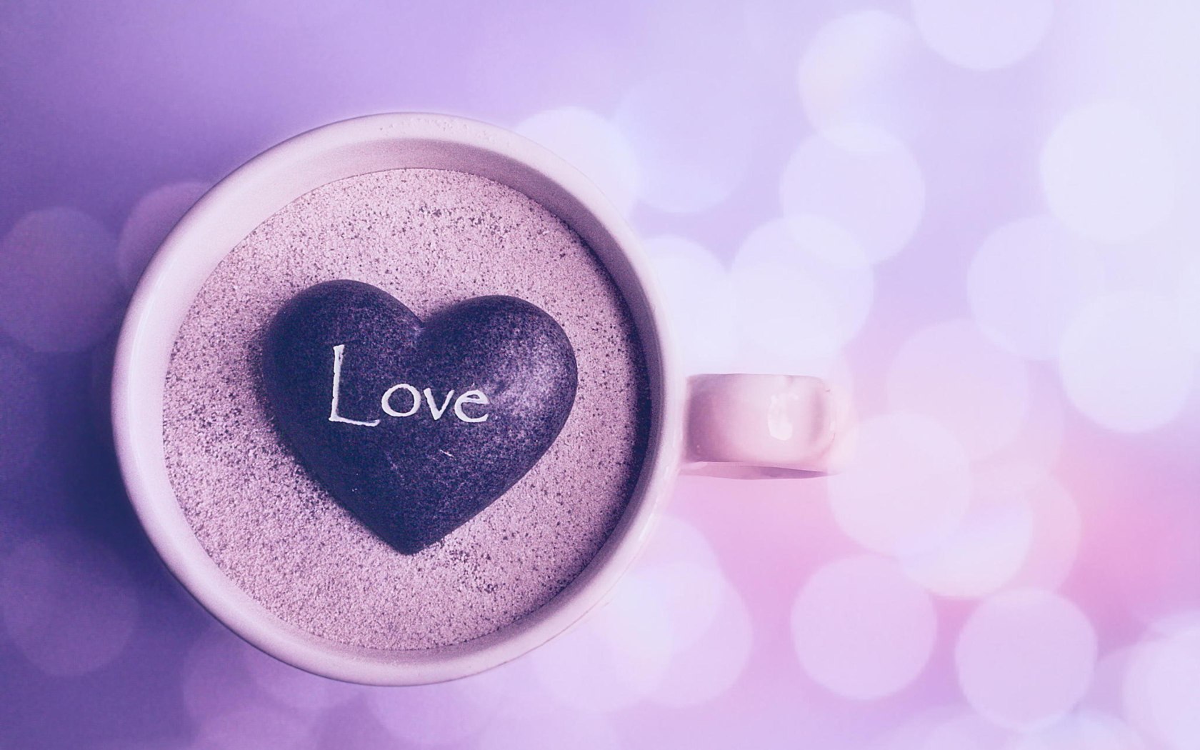 Screenshot №1 pro téma Love Heart In Coffee Cup 1680x1050