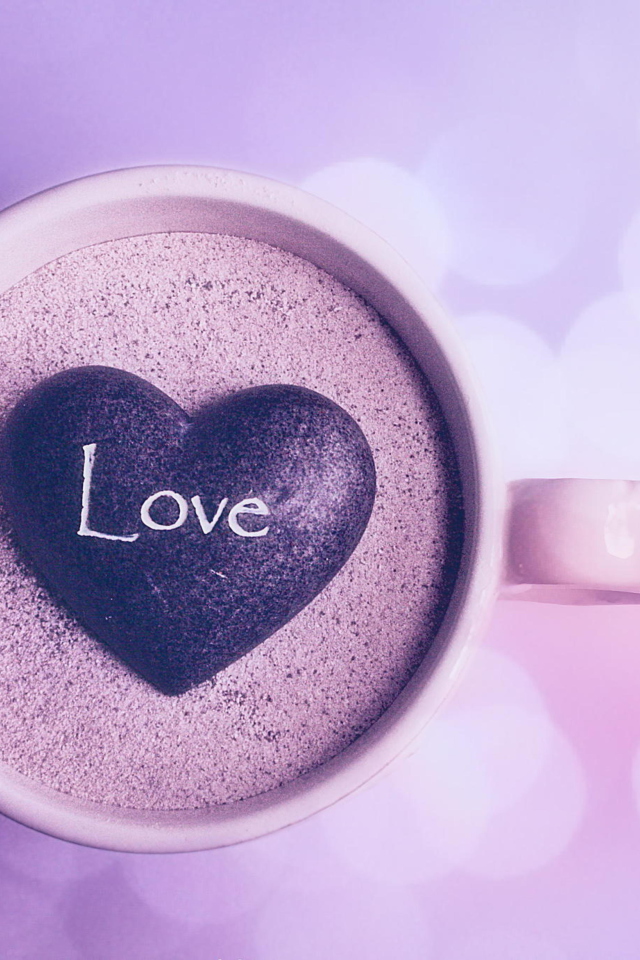 Обои Love Heart In Coffee Cup 640x960