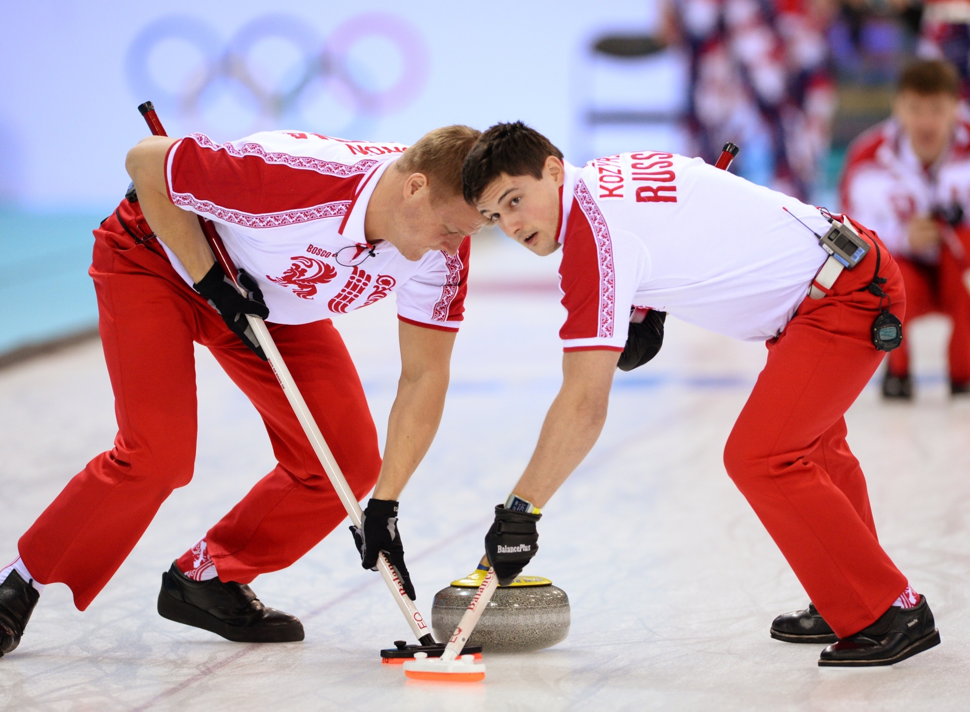 Russian curling team wallpaper 1920x1408