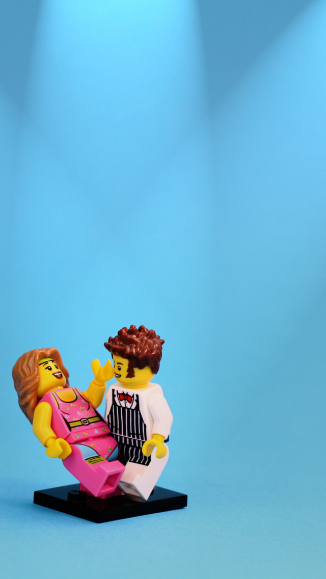 Fondo de pantalla Dance With Me Lego 640x1136