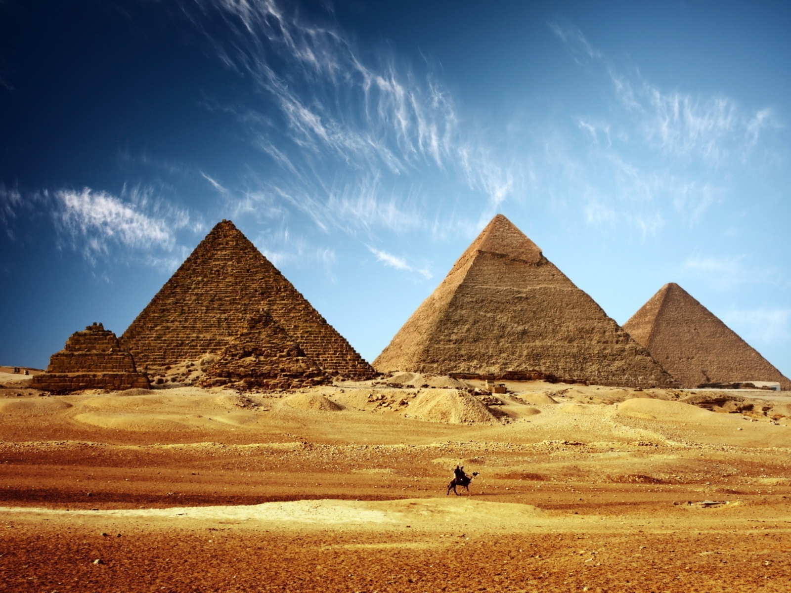 Обои Pyramids 1600x1200