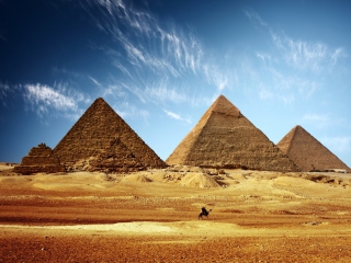Обои Pyramids 320x240