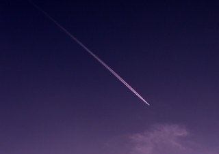 Fast Airplane - Obrázkek zdarma pro Sony Xperia Z