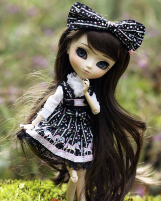 Cute Doll With Dark Hair And Black Bow - Obrázkek zdarma pro Nokia Asha 300