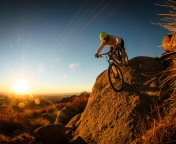 Fondo de pantalla Mountain Bike Riding 176x144