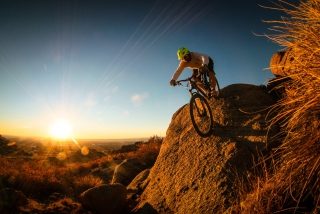 Mountain Bike Riding - Obrázkek zdarma pro Desktop Netbook 1366x768 HD