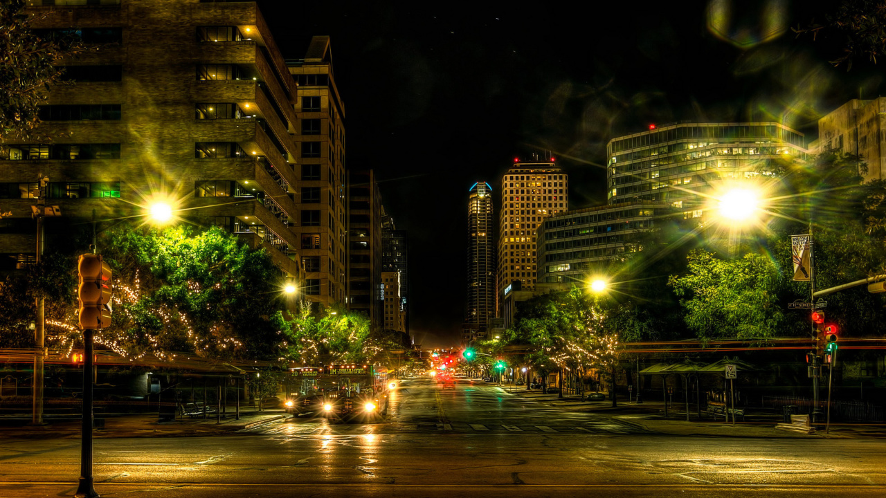 Das Houses in Austin HDR Night Street lights in Texas City Wallpaper 1280x720