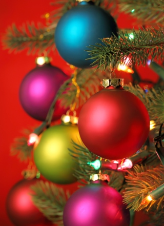 Christmas Tree Balls - Obrázkek zdarma pro Nokia Asha 300