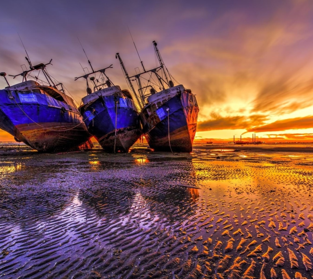 Sfondi Ship graveyard in Nouadhibou, Mauritania 1080x960