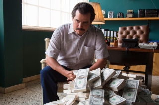 Narcos about Pablo Escobar TV Show Background for Android, iPhone and iPad