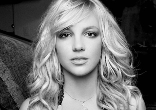 Britney Spears - Obrázkek zdarma pro Fullscreen Desktop 800x600