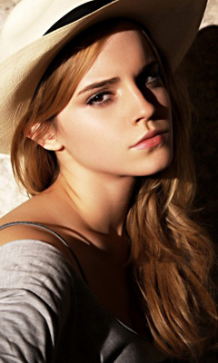 Обои Cute Emma Watson 240x400