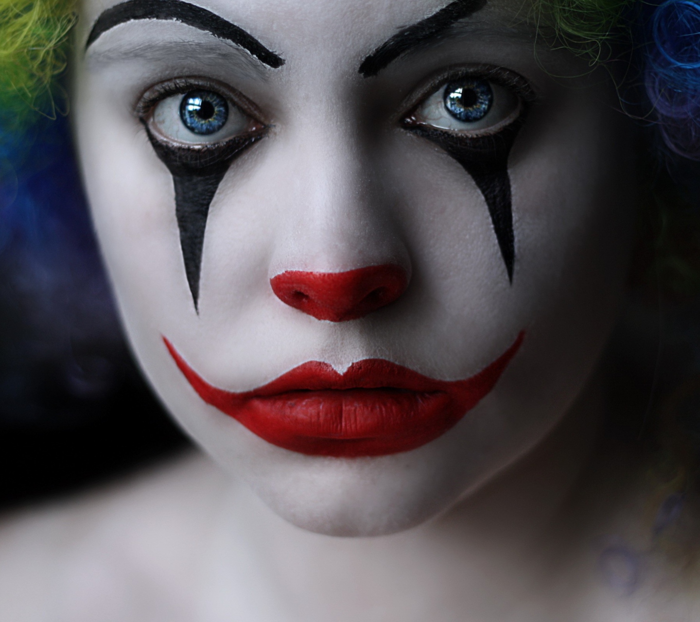Fondo de pantalla Sad Eyes Of Clown 1440x1280