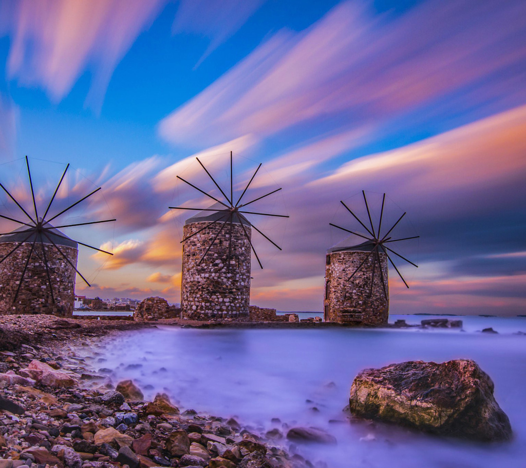 Обои Windmills in Greece Mykonos 1080x960