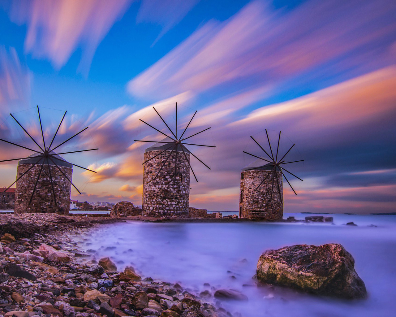 Das Windmills in Greece Mykonos Wallpaper 1280x1024