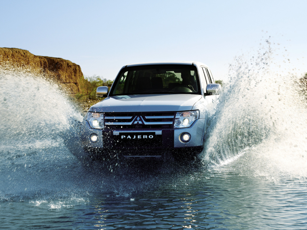 Das Mitsubishi Pajero Wallpaper 1024x768