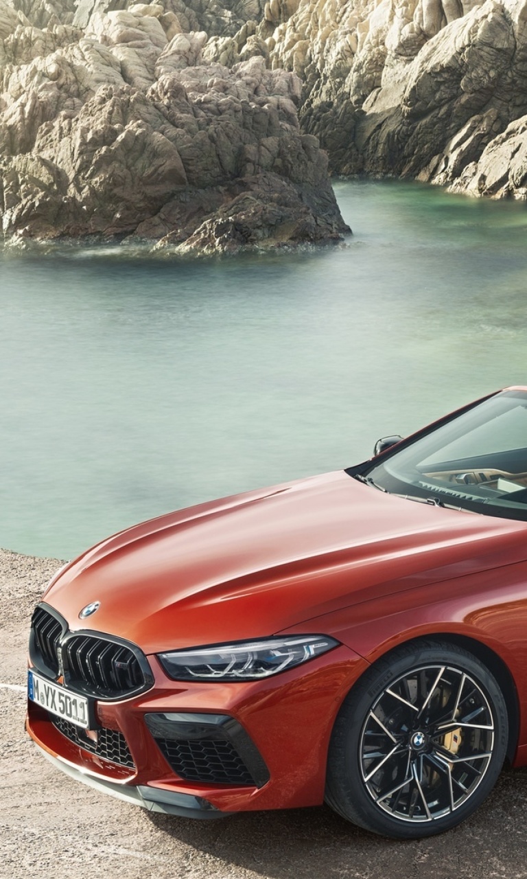 Das BMW M8 Cabrio Wallpaper 768x1280