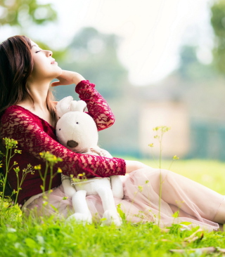 Cute Asian Girl With Plush Rabbit - Obrázkek zdarma pro 1080x1920