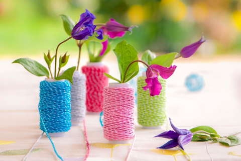 Обои Knitted flower vases 480x320