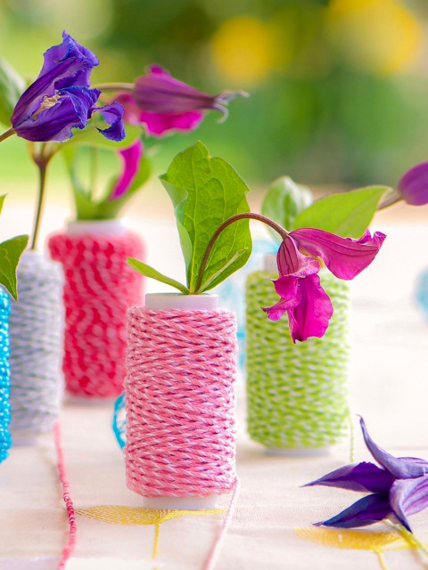 Обои Knitted flower vases 480x640