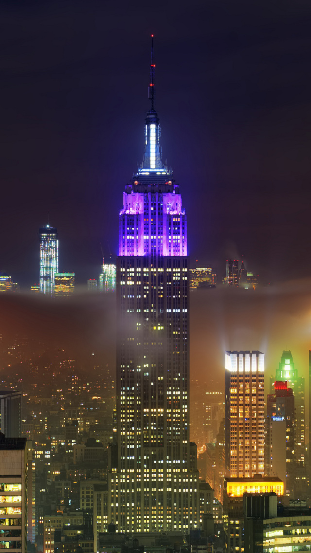 Das New York City Night Wallpaper 640x1136