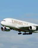 Screenshot №1 pro téma Emirates Airlines 128x160