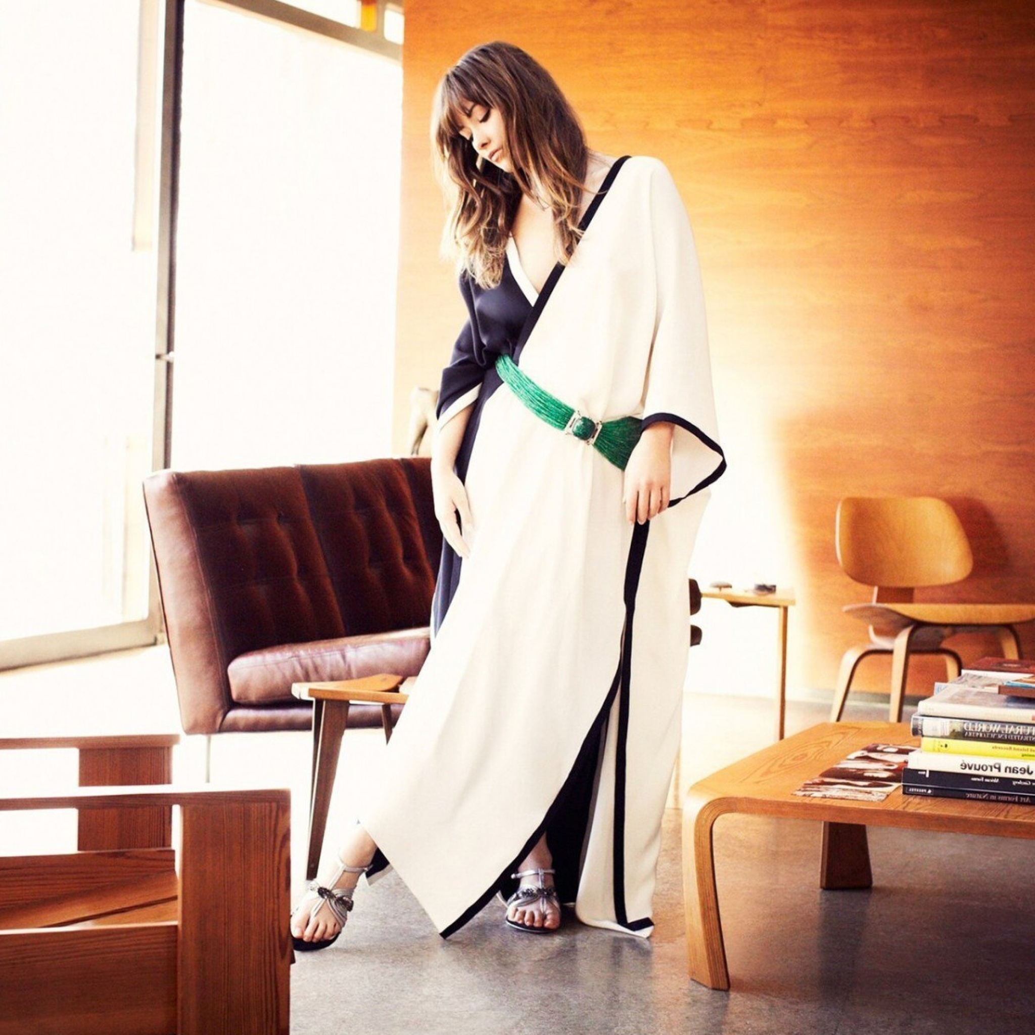 Обои Olivia Wilde in Kimono 2048x2048