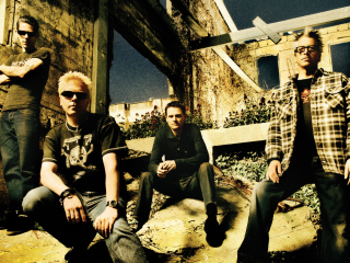 Fondo de pantalla Offspring Photo 320x240