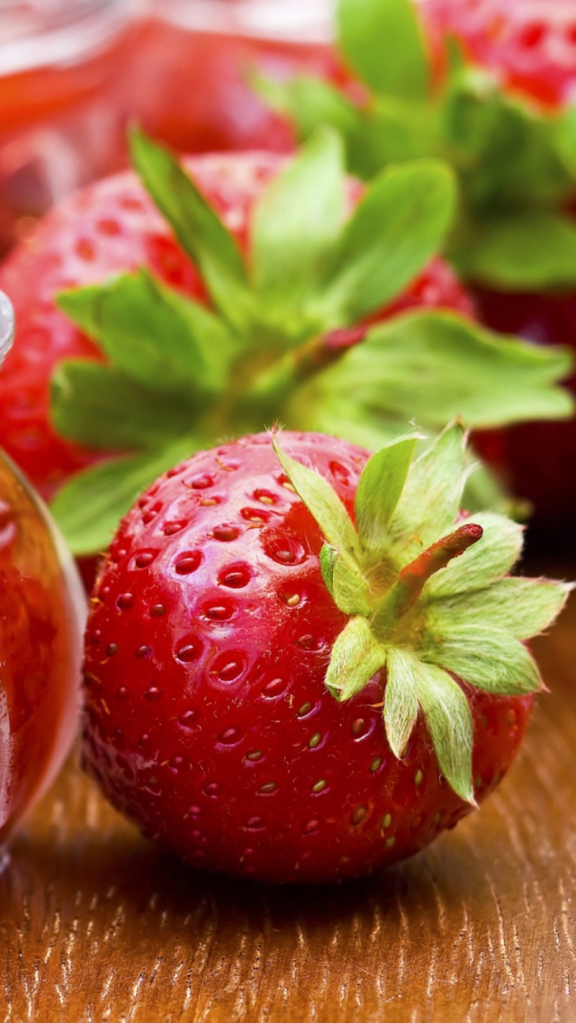 Sfondi Strawberry Jam 640x1136
