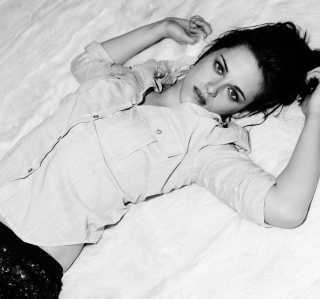 Kristen Stewart Black And White - Obrázkek zdarma pro 1024x1024