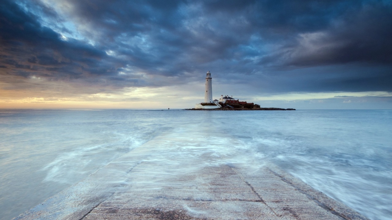 Обои Lighthouse in coastal zone 1280x720