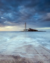 Lighthouse in coastal zone screenshot #1 176x220