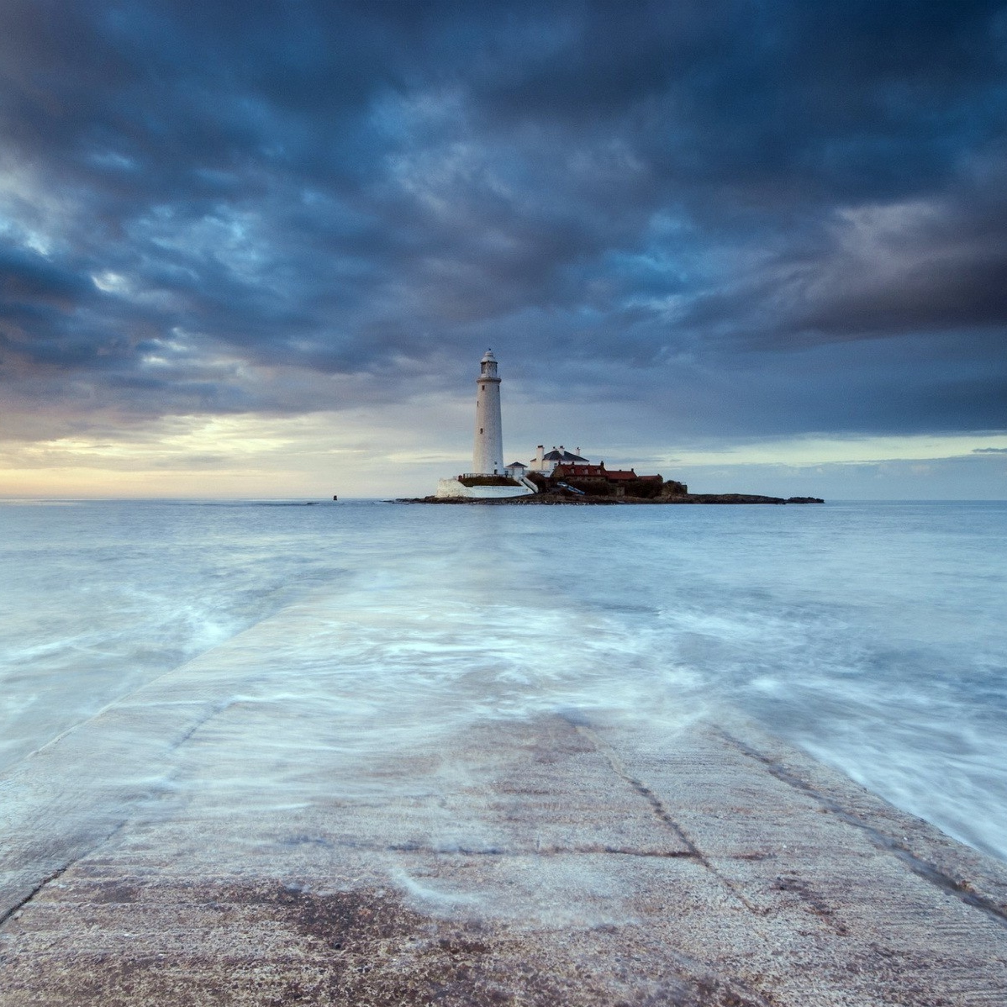 Sfondi Lighthouse in coastal zone 2048x2048