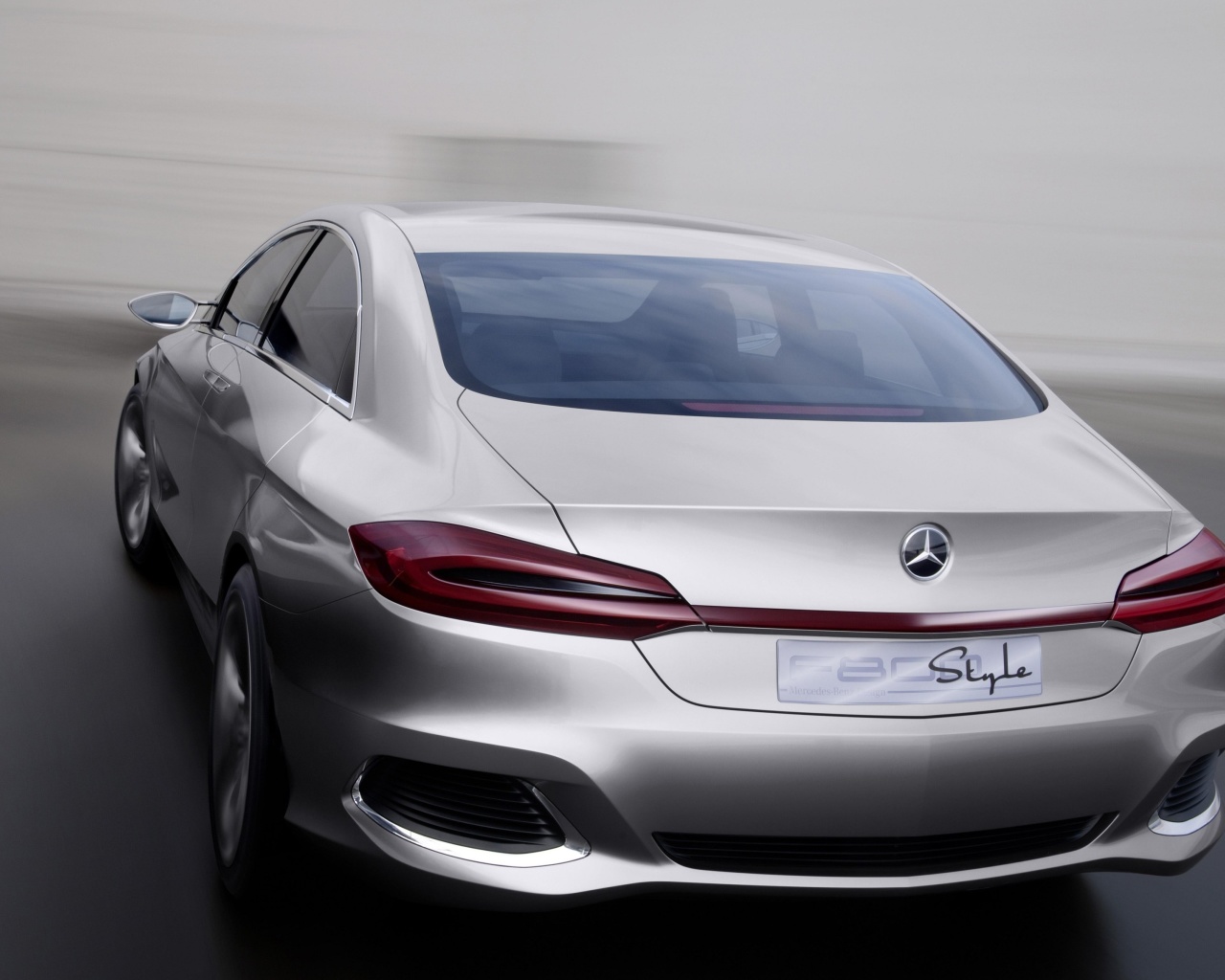 Mercedes Benz F800 Concept screenshot #1 1280x1024