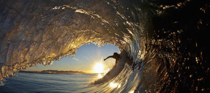 Screenshot №1 pro téma Surfer Against Big Wave 720x320