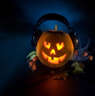 Pumpkin In Headphones sfondi gratuiti per 128x128