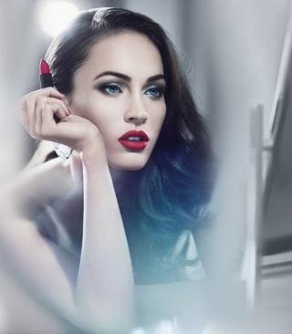 Картинка Megan Fox на телефон Nokia C6