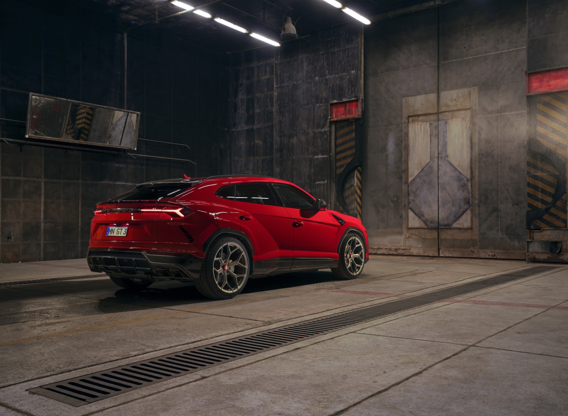 Das Urus Lamborghini Wallpaper 1920x1408