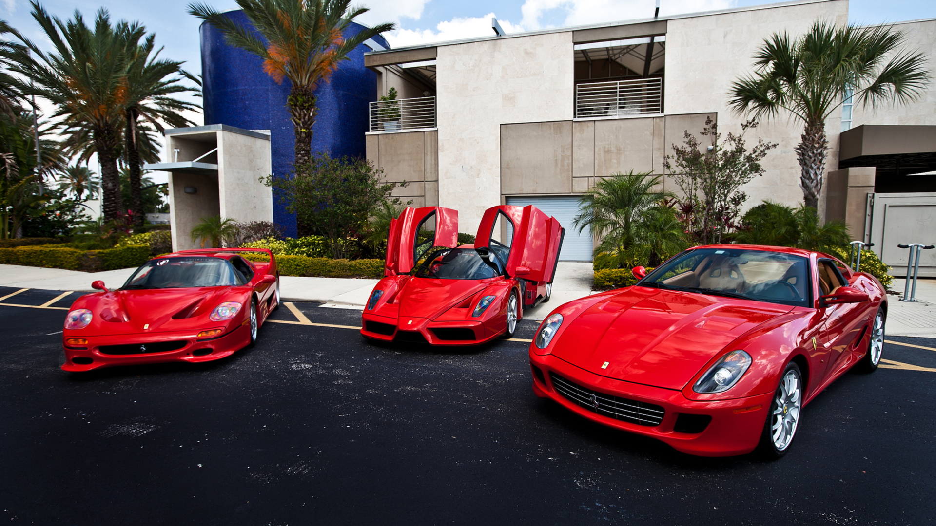 Обои Red Ferrari Supercar 1920x1080