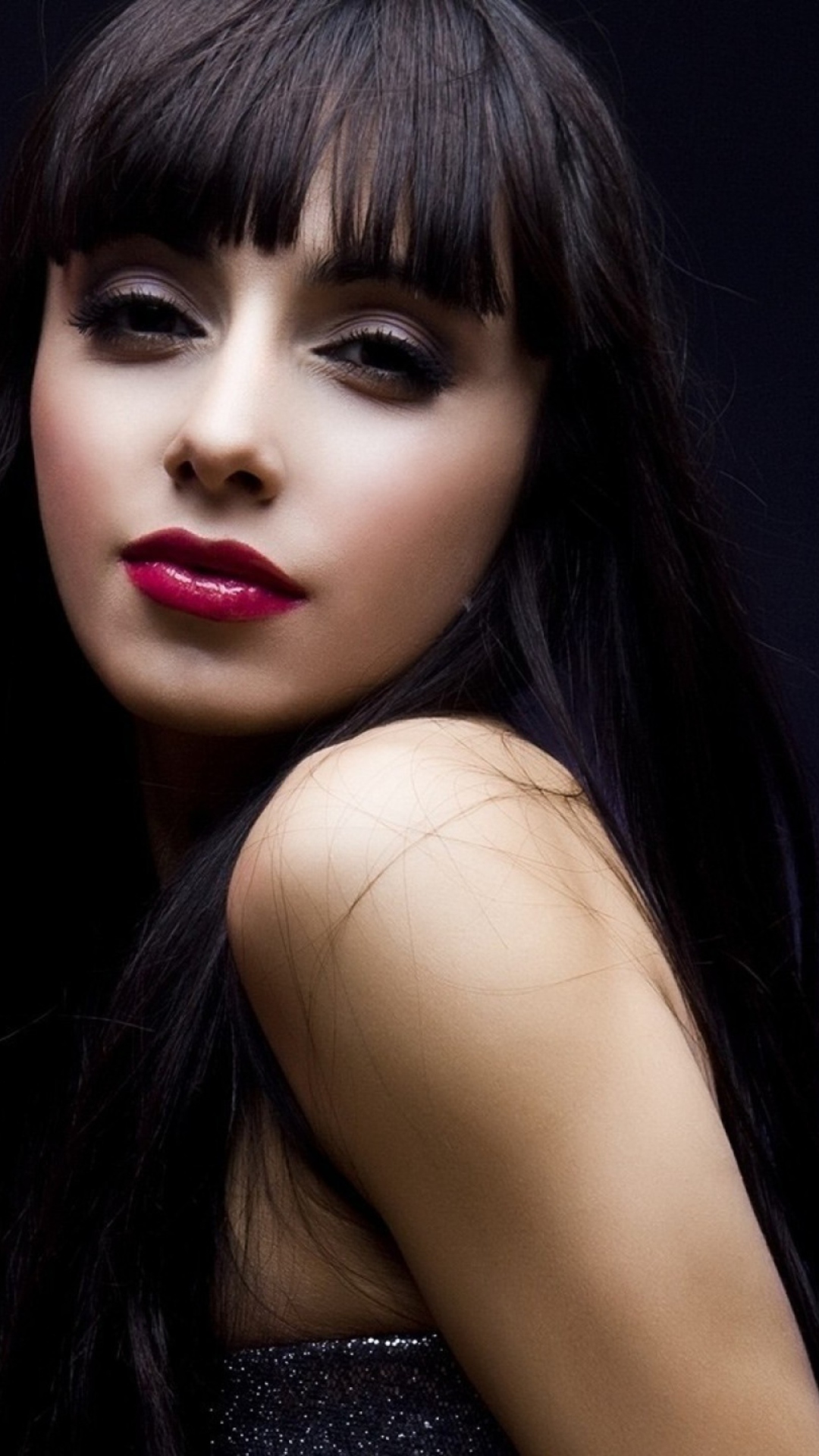 Screenshot №1 pro téma Beautiful Brunette 1080x1920