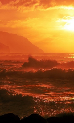 Обои Ocean Waves At Sunset 240x400