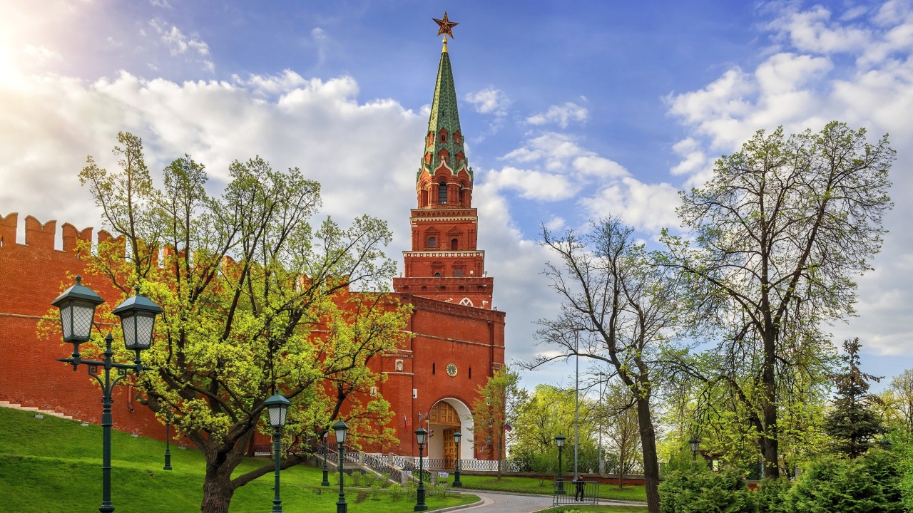 Fondo de pantalla Kremlin in Moscow and Red Square 1280x720