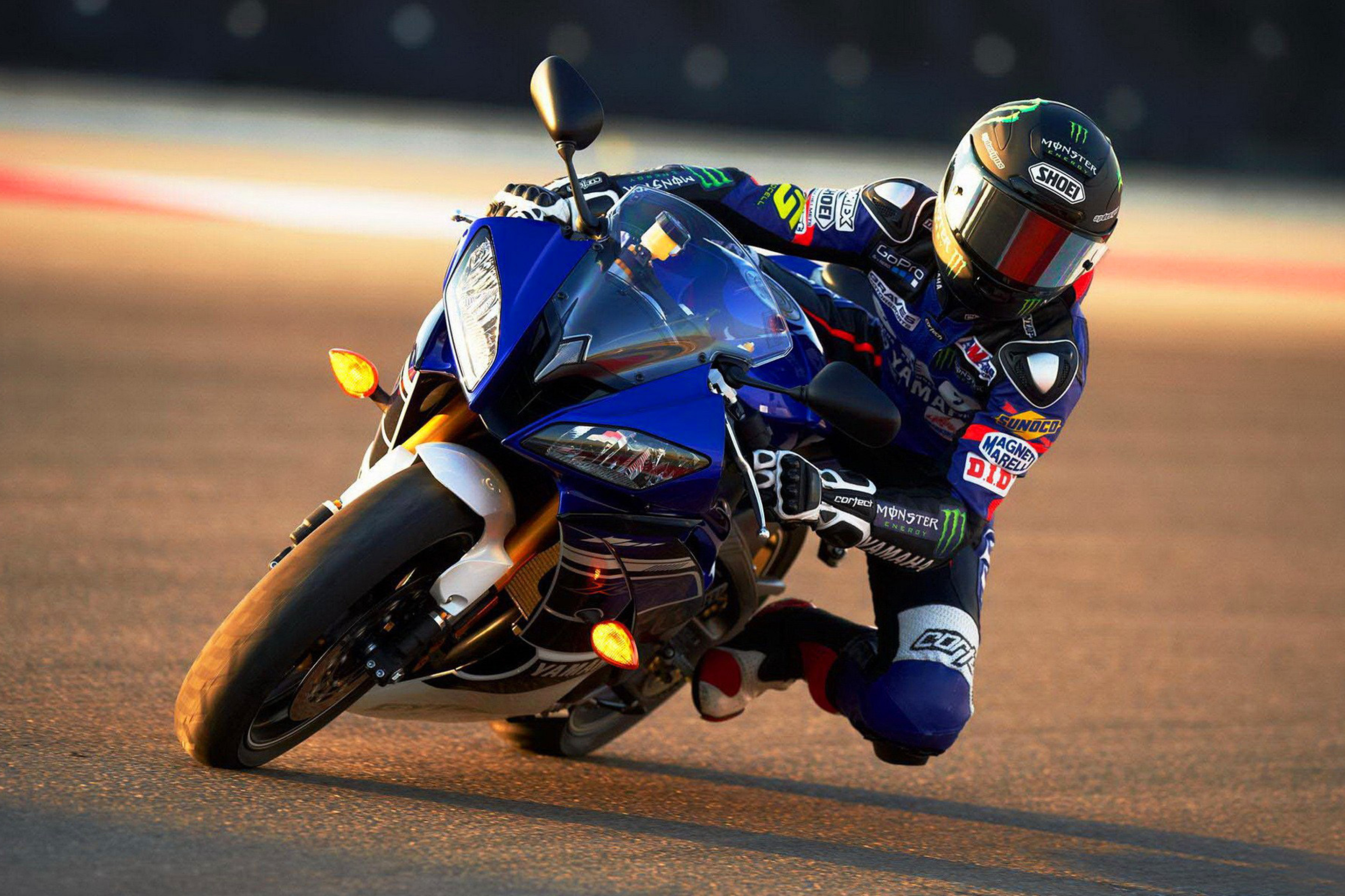 Yamaha YZF R6 wallpaper 2880x1920